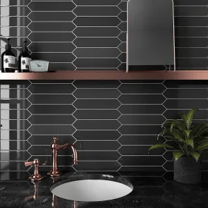 Arrow Black Gloss