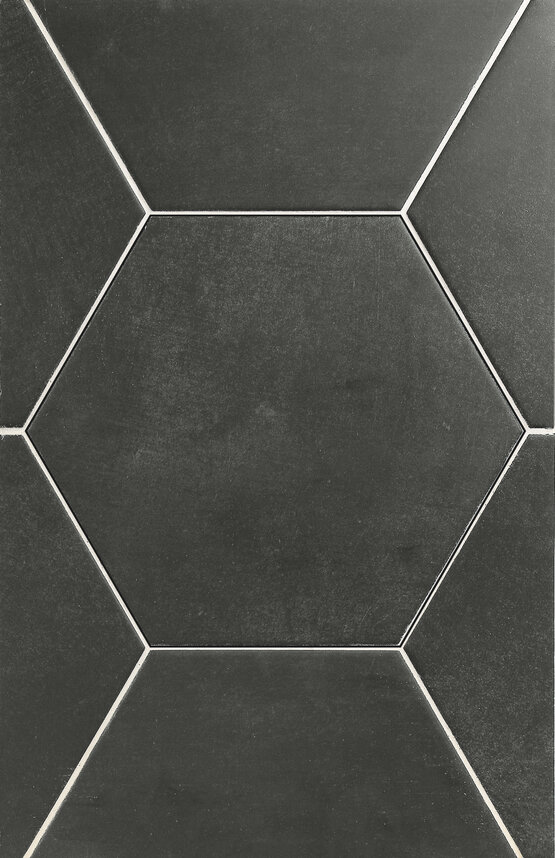 Lily Hex Black Base